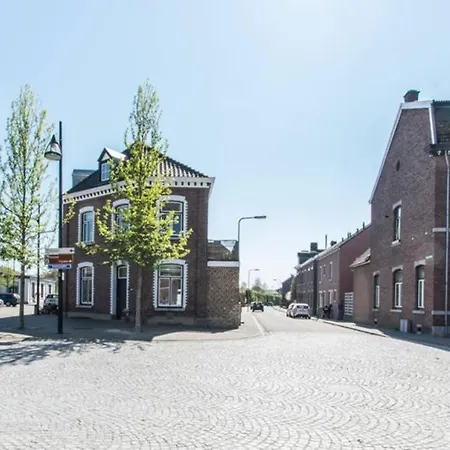 Authentic - 5p-apartment Apartment *