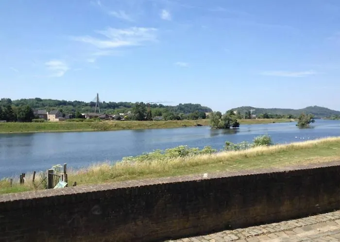 Authentic - 5p-apartment דירה *